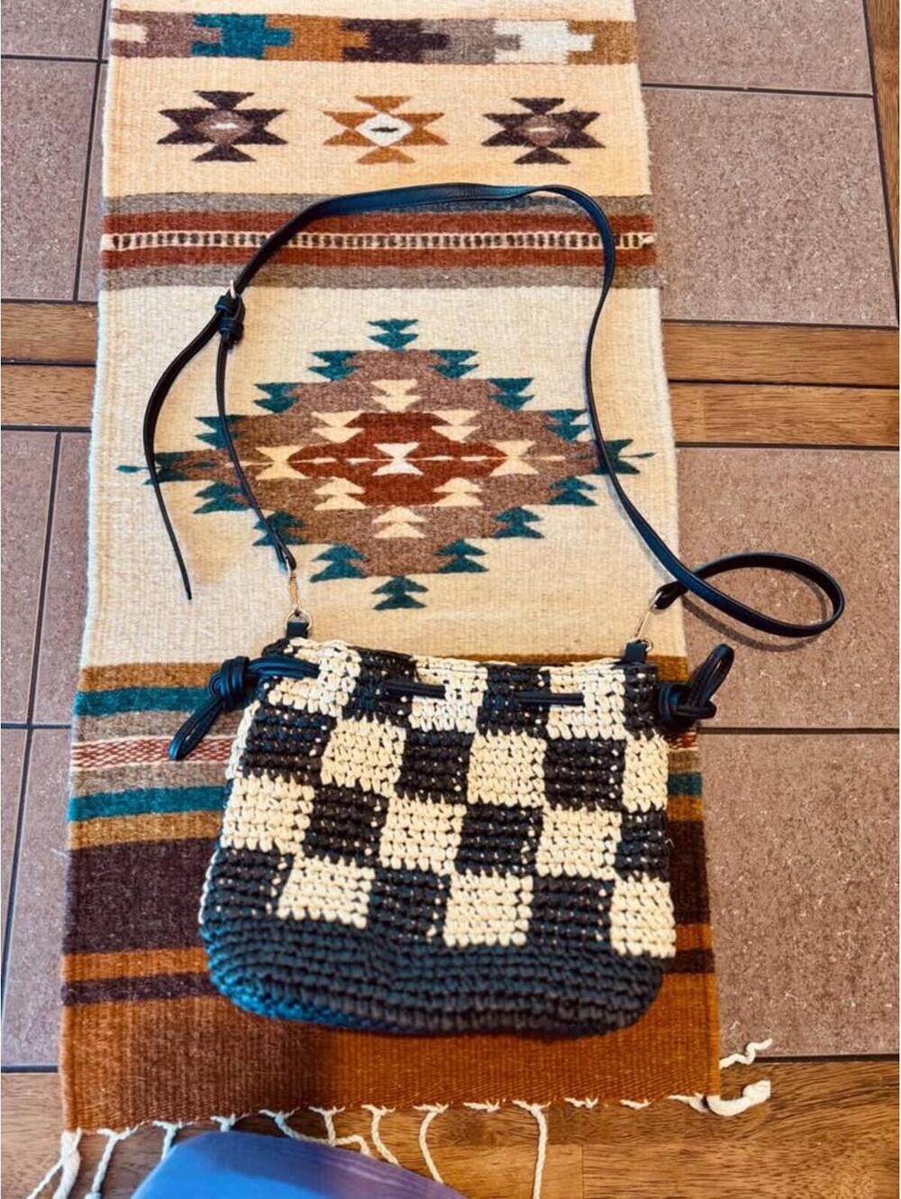 Checker purse universal thread